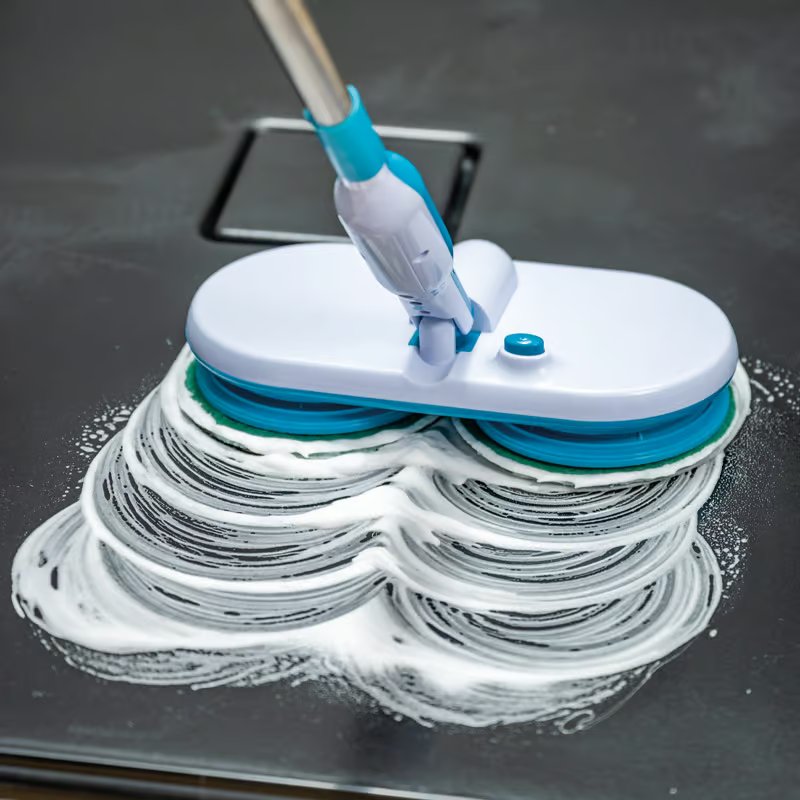 Balai à franges sans fil Hurricane - Convient à tous les types de sols - Livré avec des patins de nettoyage lavables offerts