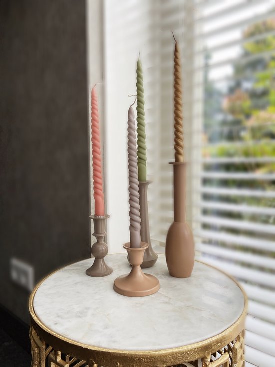 Bougies en forme de tourbillon rose