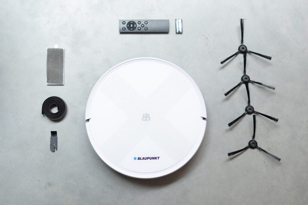 Blaupunt Bluebot Robot Aspirateur - 26 Capteurs - Avec App - Avec Télécommande