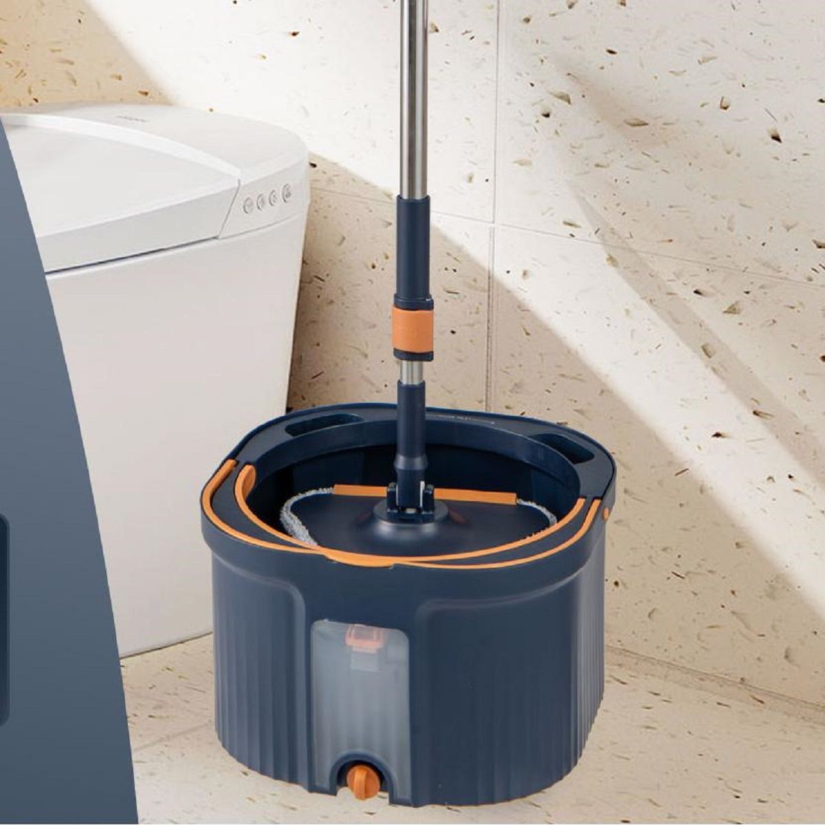 Ensemble balai à franges et seau Coast - sépare l'eau propre de l'eau sale - tête de balai pivotante à 360° - bleu foncé