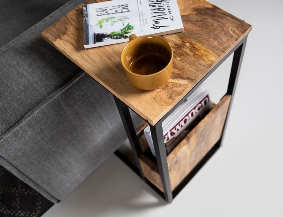 Table d'appoint HSM Collection Magazine - Bois de manguier et métal - 34x40x68 cm - Design industriel
