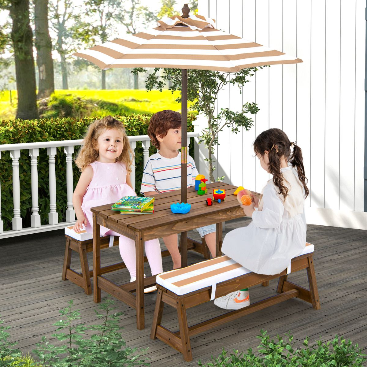 Coast Kids Picnic Table with Umbrella and Cushions - 89 x 85 x 47 cm - Coffee Colour - Activity Table and Chair Set for Indoor and Outdoor (Table et chaise d'activités pour l'intérieur et l'extérieur)