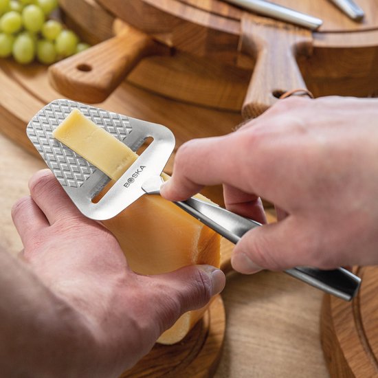 Boska Trancheur de fromage Monaco+ - Trancheur de fromage design - Lauréat - Trancheur de fromage à pâte dure - acier inoxydable - Trancheur de fromage lavable au lave-vaisselle - Conseil cadeau - Ustensiles de cuisine - Accessoires de cuisine - Garantie