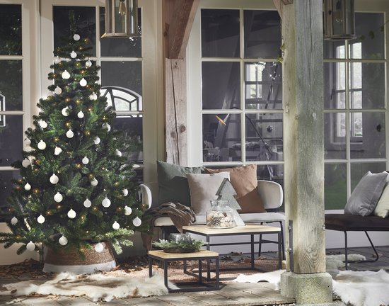 Black Box Trees Charlton Sapin de Noël - Décoration de Noël d'intérieur au rendu naturel - Sapin artificiel aux aiguilles en PVC souple pour un aspect réaliste - H 155 x Ø 91 cm - Vert