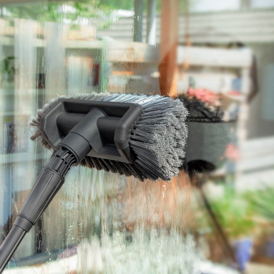 Brosse à laver télescopique - VONROC - 4.60m - Tête de brosse, tuyau d'eau et distributeur de savon inclus