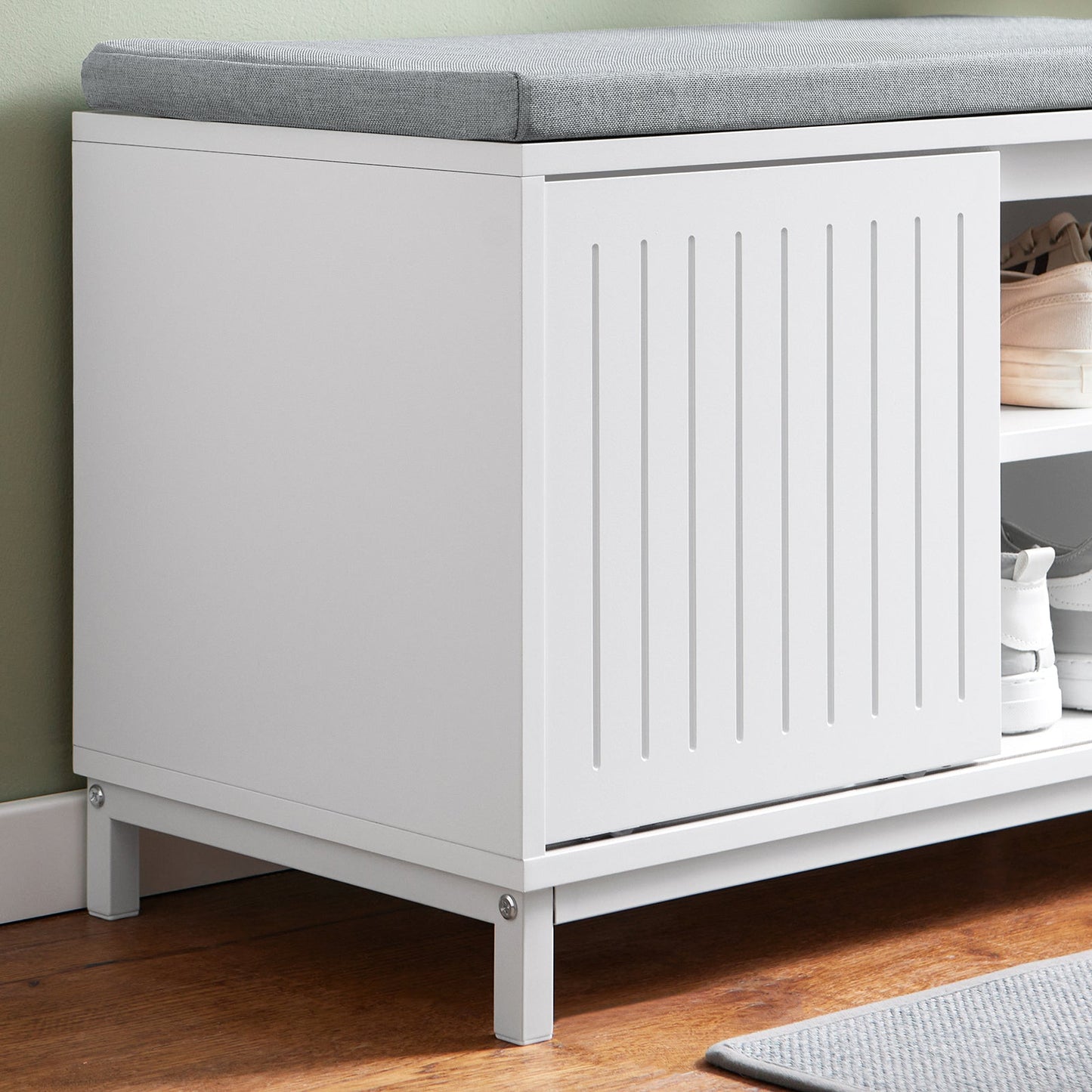 SoBuy Banc de rangement avec meuble à chaussures - Blanc - 100x35x45 cm - Modèle FSR166-W - Avec 2 coussins rembourrés, porte coulissante et 3 compartiments de rangement