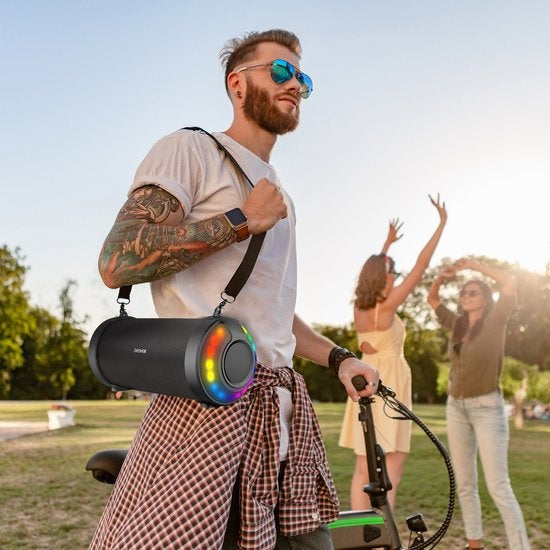 Denver Enceinte Bluetooth avec éclairage LED - 85W - AUX/USB - Courroie ajustable - BTG212 - Noir