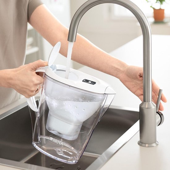 Carafe filtrante BRITA Marella 2,4 L + cartouche filtrante MAXTRA PRO 1051118