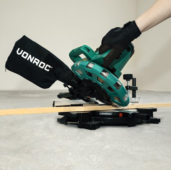 VONROC Tronçonneuse - Scie à onglet - 1700W - Ø216MM - 4900 /min - Avec laser, rallonges de table et réglage de la profondeur - Lame de scie et serre-pièce inclus