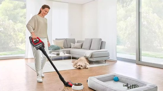 Bosch - Unlimited 8 - ProAnimal - BCS8214ANM - Aspirateur balai - Noir/Rouge
