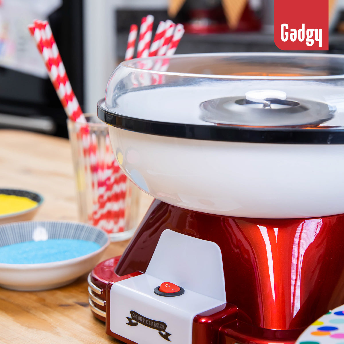 Gadgy Cotton Candy Maker Retro, avec 10 bâtonnets et cuillère à mesurer - Machines à barbe à papa - Bonbons - Fête des enfants - Barbe à papa - Machines à barbe à papa - Machines à barbe à papa