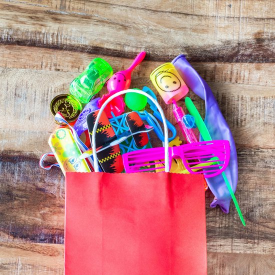 Partizzle 150x Treat Giveaway Gifts Pack - Fidget Toys - Pinata Filling - Fidgets Box with Spinner and Pop it Small Toys - Carnival Grabbelton Giveaway Gifts - For Kids