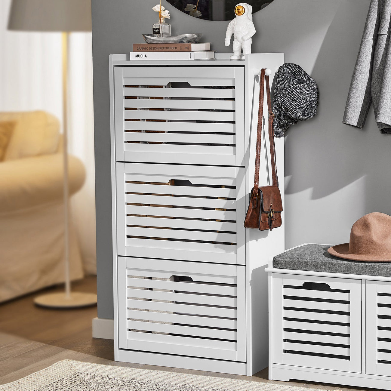SoBuy FSR119-W Meuble à chaussures avec 3 tiroirs - 55 x 30 x 112 cm - Blanc