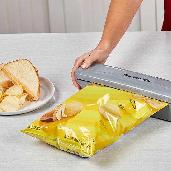 Lot de 2 récipients sous vide Duo NutriSealer - Conservation des aliments grâce à la technologie du vide, adaptés au micro-ondes et au congélateur, étanches avec réglage de la date