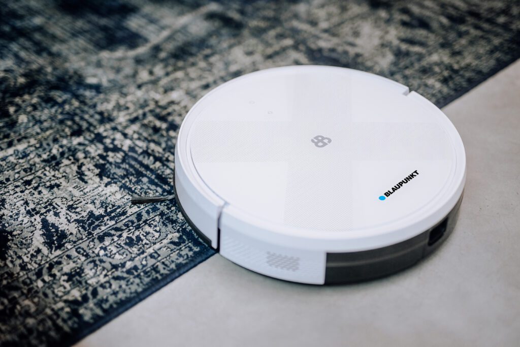 Blaupunt Bluebot Robot Aspirateur - 26 Capteurs - Avec App - Avec Télécommande