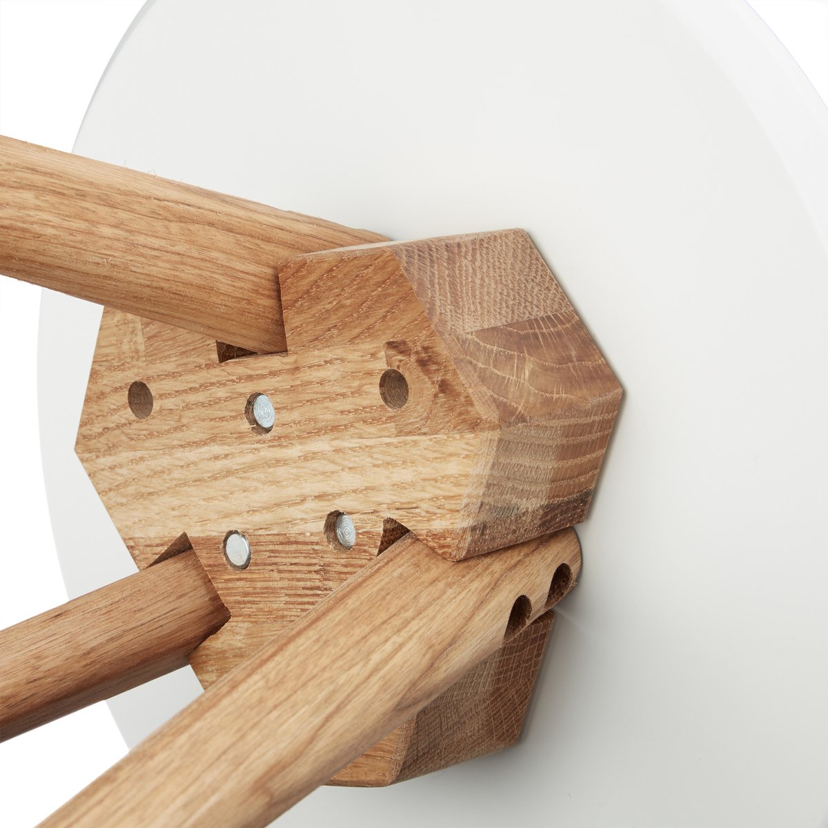 Ensemble de 3 tables d'appoint WOLTU Blanc/Noyer - 50, 40 et 32 cm - Rondes - Emboîtables