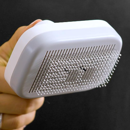 Brosse ionique PiddiPet IonBrush pour poils d'animaux – Autonettoyante et alimentée par piles – Soin du pelage pour chiens et chats – Réduit l'électricité statique, rend le pelage brillant – Lot de 2