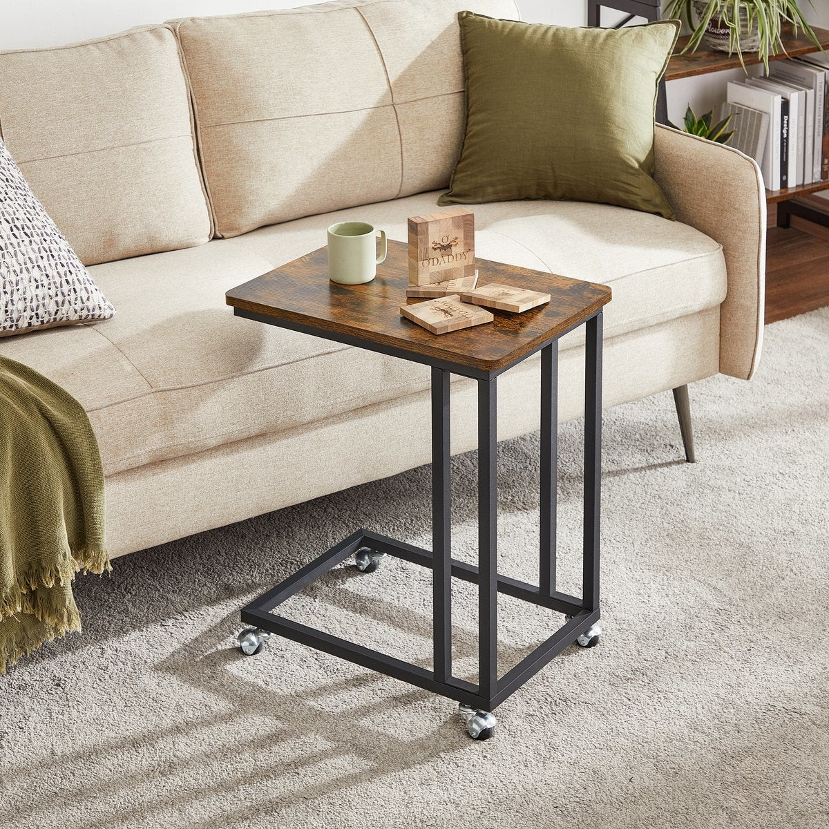O'DADDY® Side Table - Table d'appoint pratique avec roulettes amovibles - Brun rustique - 50 x 35 x 55 cm