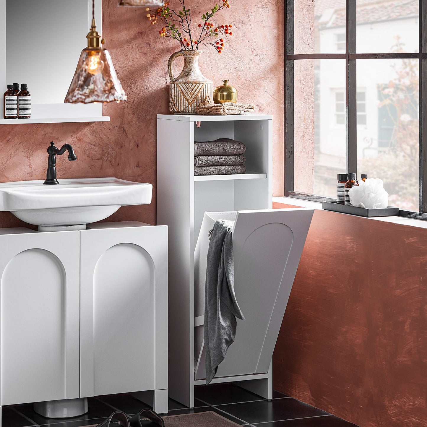 Armoire de salle de bain - SoBuy - Avec sac à linge pliable - max 17 kg - 30 x 30 x 97 cm - Blanc