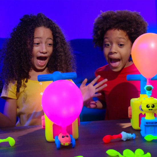 Mediashop Balloon Zoom - Jouet « voiture ballon » pour les enfants à partir de 3 ans - avec modes « voiture » et « fusée » - brille dans le noir