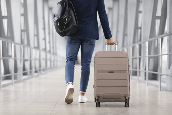 SKYCASES Urban Adventurer - Grande valise de voyage - Serrure à chiffres - 49x30x75cm - 110L - Valise de voyage avec serrure de valise - Roues pivotantes - Champagne