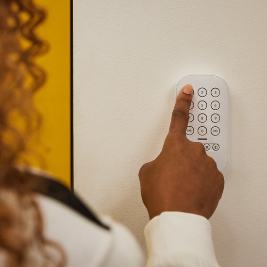 Yale - Clavier - Avec bouton de panique - Clavier éclairé - Portée de 1 km