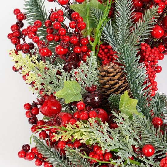 Mica Decorations Norah Décorations de Noël - Couronne de Noël avec pommes de pin et baies rouges - Couronne de porte pour le hall d'entrée, la porte d'entrée ou la fenêtre - Décoration de Noël classique - H 11 x Ø 40 cm - Rouge