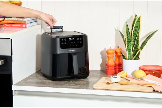Instant Pot Vortex Plus 5 L Airfryer – 4-en-1 – Fenêtre de visualisation ClearCook – Filtre anti-odeurs OdourErase – EvenCrisp – Lavable au lave-vaisselle