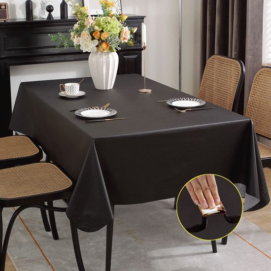 Partizzle 2x Nappe en plastique jetable - Décorations d'anniversaire - Décoration de fête d'Halloween - Noël Mariage - Noir - 274 x 137 cm