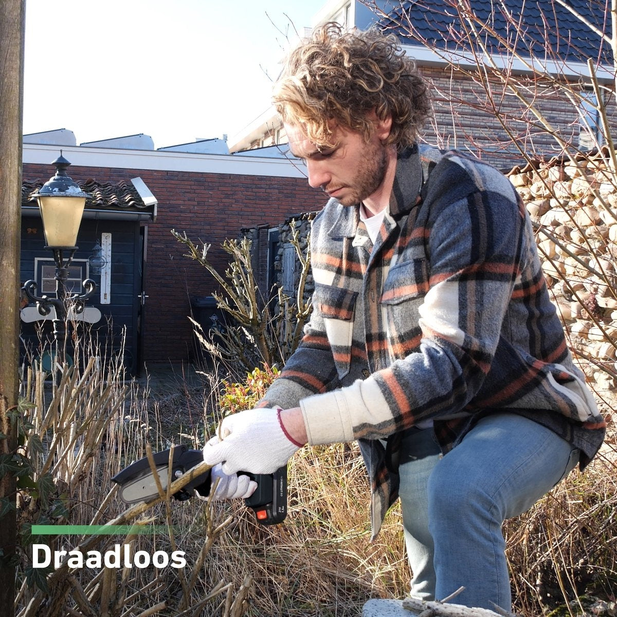 Mardin - Mini tronçonneuse - Scie d'élagage - 2 Batteries - Mallette incluse - Noir