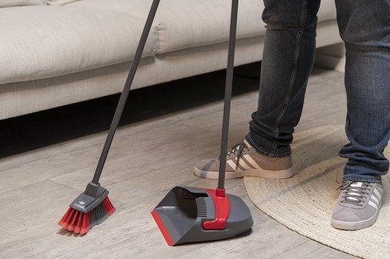 Pelle et brosse Dirt Devil avec long manche - Ensemble pelle et brosse - Dents de nettoyage - Poignée souple - Gris / Rouge