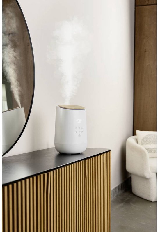 Medisana AH 680 - Humidificateur avec diffusion d'arômes et éclairage bien-être