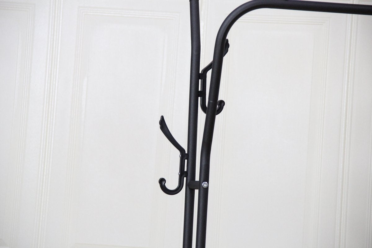 O'DADDY® Porte-vêtements métal xxl - porte-vêtements noir - jusqu'à 25 kg par tube - tringle à vêtements avec crochets - porte-vêtements avec double porte-chaussures - Porte-vêtements double - 110 x 33 x (137-157) cm