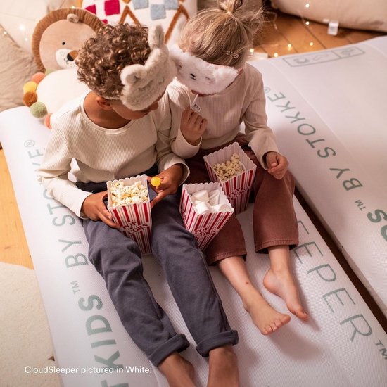 Stokke® JetKids™ Cloudsleeper - Matelas de voyage 150 cm (Space Maze)