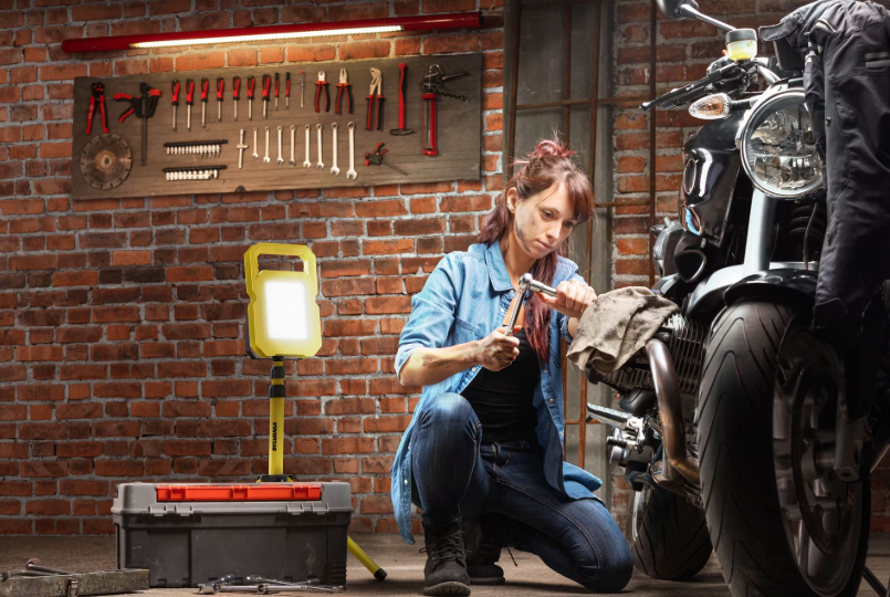 Sylvania LED Construction Light 50W | 226x65mm | 4000K Bright White | IP65 | Yellow | SylWork Flood Light