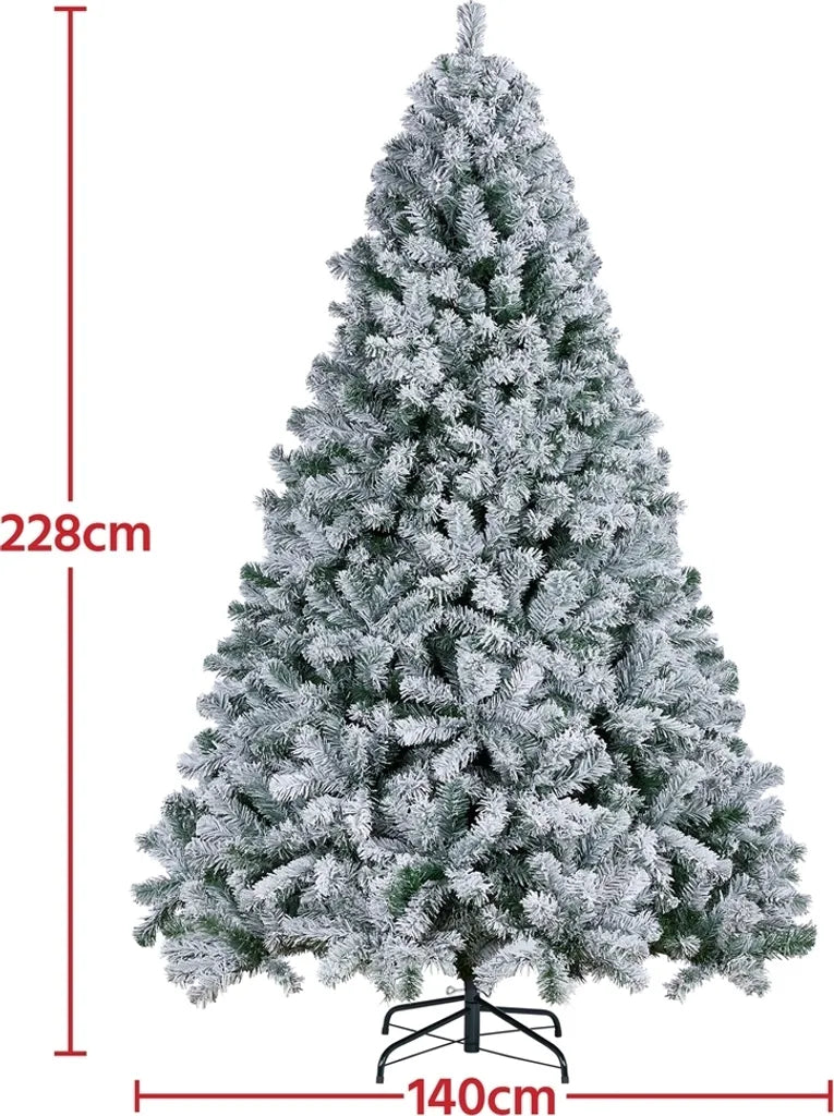 Sapin de Noël artificiel Yaheetech 228 cm – Vert/Blanc – Ø 140 x 228 cm – Sapin de Noël enneigé avec pied métallique