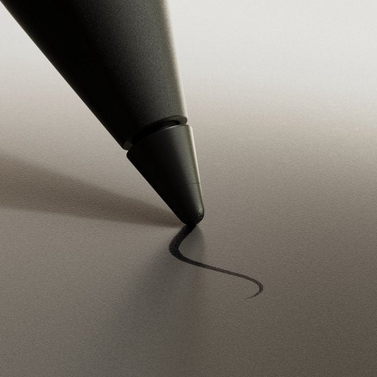 Marker PLUS (avec gomme) - stylet pour reMarkable Paper PRO (ou PRO MOVE) - avec embouts de rechange - [NE CONVIENT PAS AUX MODÈLES REMARKABLE 1 OU 2]