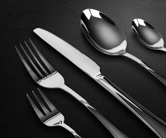 Loti Living Set de couverts 30 pièces - 6 personnes - Set de couverts 6 personnes - Cuillères, couteaux, fourchettes, fourchettes à gâteau - Couverts lavables au lave-vaisselle - Acier inoxydable de haute qualité - acier inoxydable