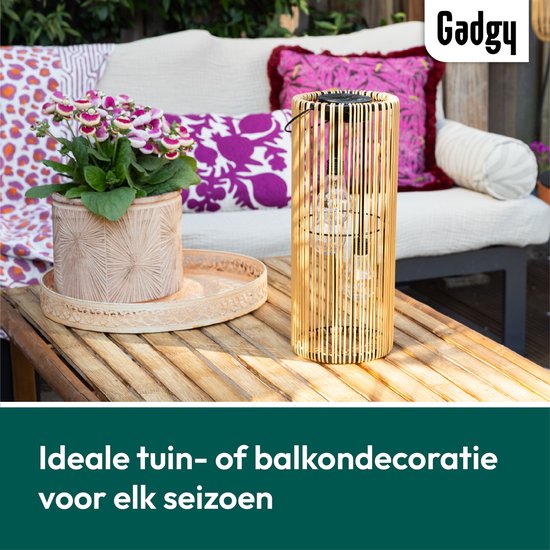 Éclairage de jardin Gadgy Solar à énergie solaire – Lanterne d'extérieur en rotin – Lampe suspendue ou lampe de table – Résistante aux éclaboussures – Éclairage d'ambiance pour le jardin, le balcon ou la terrasse – Marron – Ø 17 x 41 cm – Capteur jour/nui