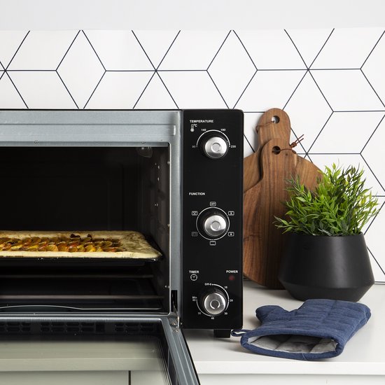 Princess 112751 - Four à convection autonome - 6 modes de cuisson - 32 litres - 1 500 W - Noir