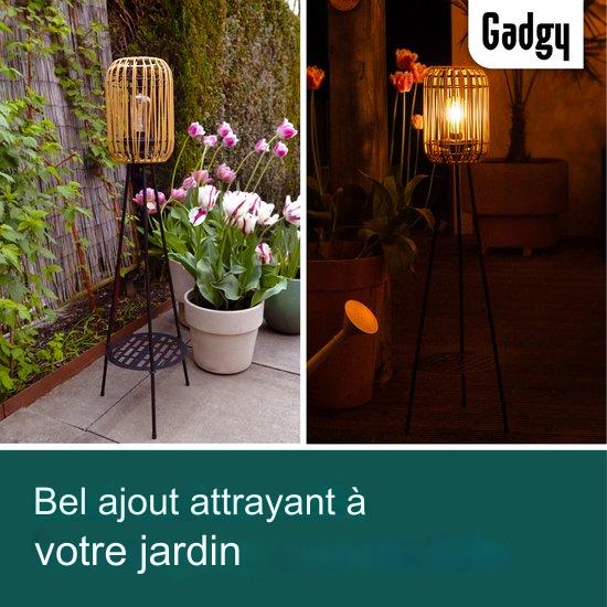 Gadgy Lampe de jardin solaire Lampe de sol Terrasse - Lampe d'extérieur à énergie solaire Balcon et jardin - à trépied Led extérieur avec connexion USB - Lanterne d'éclairage extérieur  - Rotin