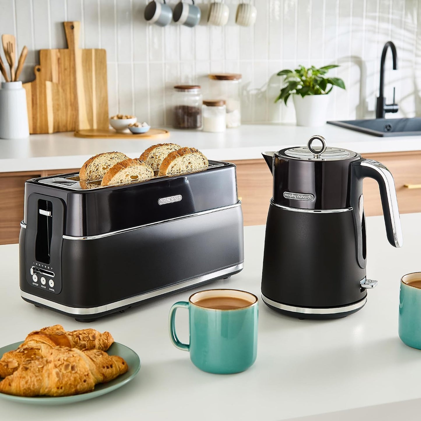 Bouilloire Morphy Richards Signature Opulent 1,5 L - Rapid Boil 3 000 W - Acier inoxydable noir transparent - 23,7 x 16,7 x 26,8 cm