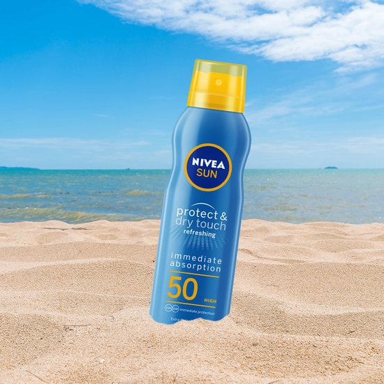 NIVEA SUN Protect & Dry Touch Spray solaire en brume - SPF 50 - Spray solaire pour le sport - Résistant à l'eau - UVA/UVB - 200 ml