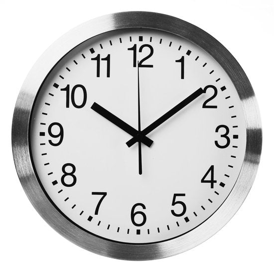 Horloge murale Perel, 30 cm, analogique, silencieuse, avec synchronisation automatique de l'heure via DCF, grand cadran facile à lire, cadre en aluminium argenté, idéale pour le salon, la cuisine, le bureau ou la salle d'attente