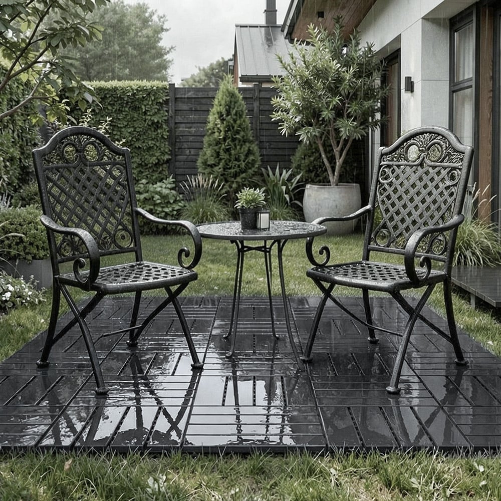Dalles de sol en plastique SoBuy noires - Système d'emboîtement - Antidérapantes, aspect bois - Capacité de charge : 113 kg