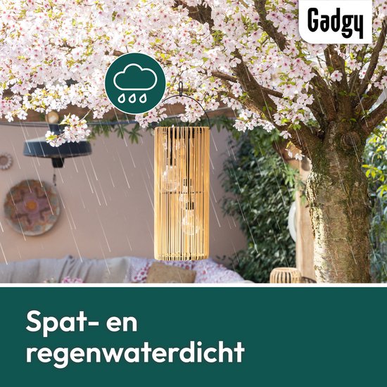 Éclairage de jardin Gadgy Solar à énergie solaire – Lanterne d'extérieur en rotin – Lampe suspendue ou lampe de table – Résistante aux éclaboussures – Éclairage d'ambiance pour le jardin, le balcon ou la terrasse – Marron – Ø 17 x 41 cm – Capteur jour/nui