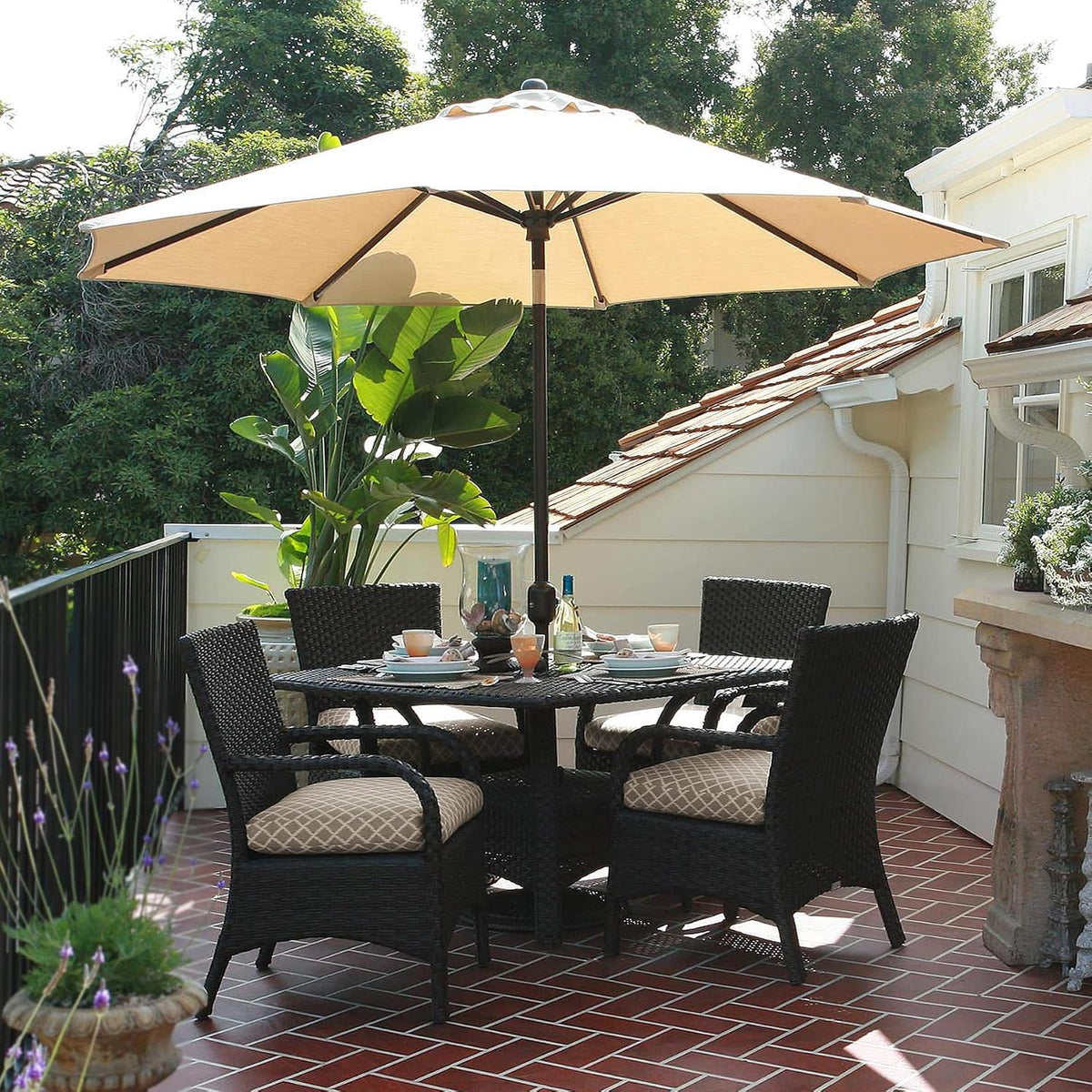 Parasol Yaheetech 270 cm - Pliable et inclinable - Avec tige pivotante - Polyester