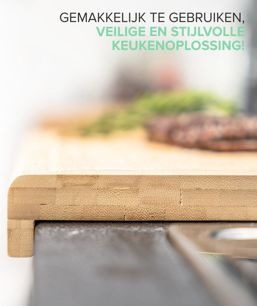 Planche à découper en bois Coninx pour plan de travail, comptoir ou table | Planche à découper avec bord de support et rainure pour jus de fruit | 45x30CM | 2,5CM Epaisseur | Bambou