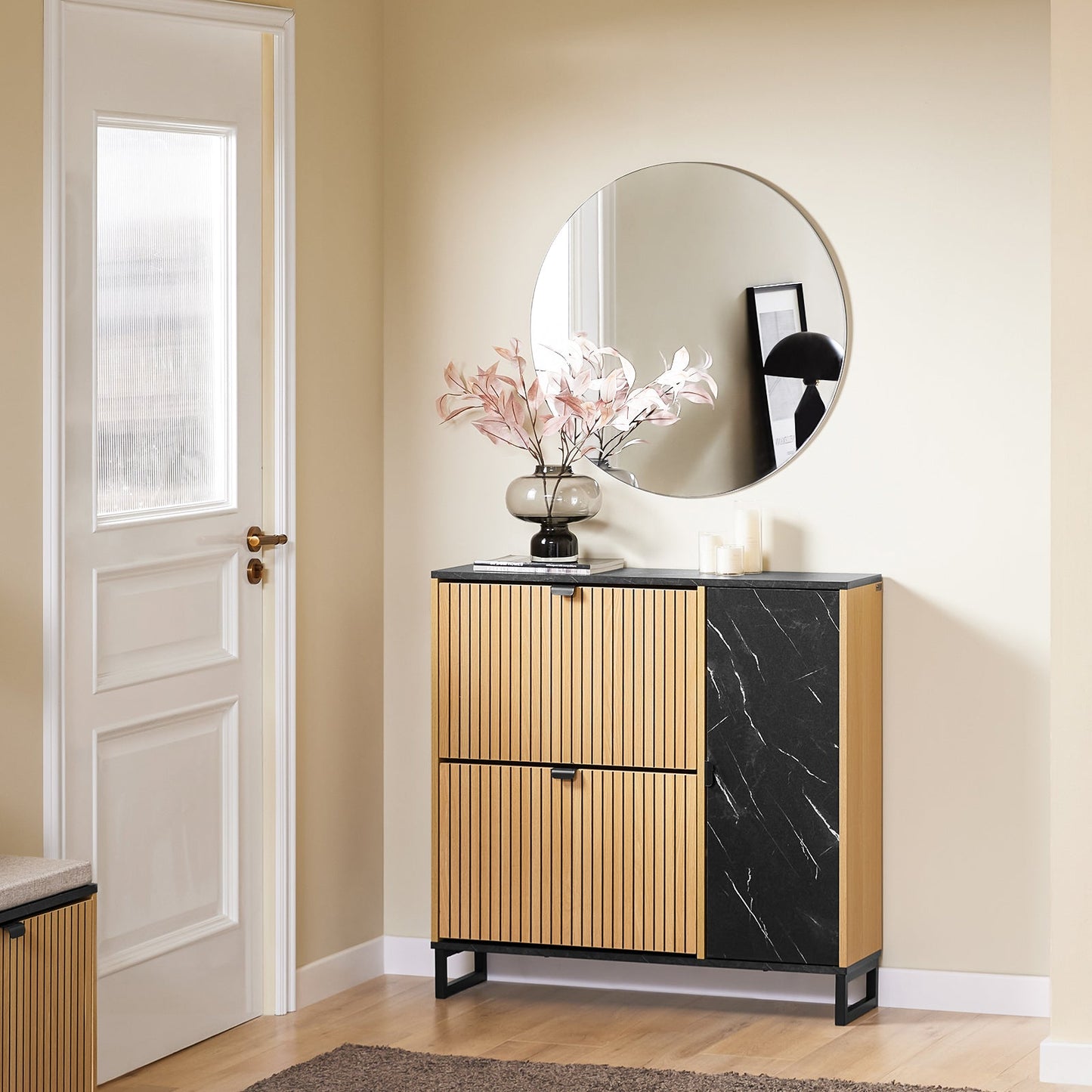 SoBuy FSR203-N Meuble à chaussures pour entrée étroite, 2 abattants et porte latérale, design scandinave, compact, noir et bois clair, 90 x 24 x 88 cm