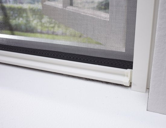 Bruynzeel rouleau moustiquaire fenêtre 103x155 blanc série S700